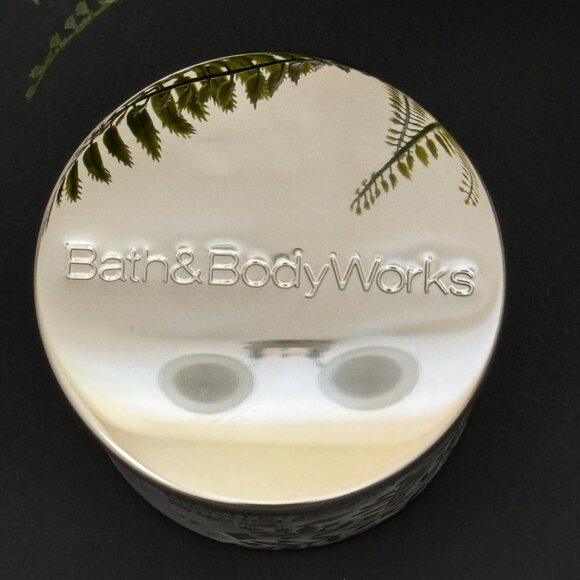 BBW Frosted Coconut Snowball Bath & Body Works 3 Wick Candle - Picture 8 of 10